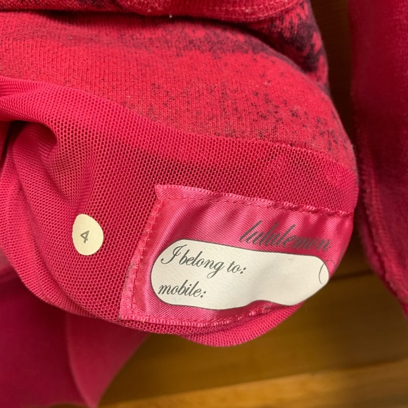 Lululemon Fine Fuchsia and Black Scuba Jacket - Picture 4 of 8